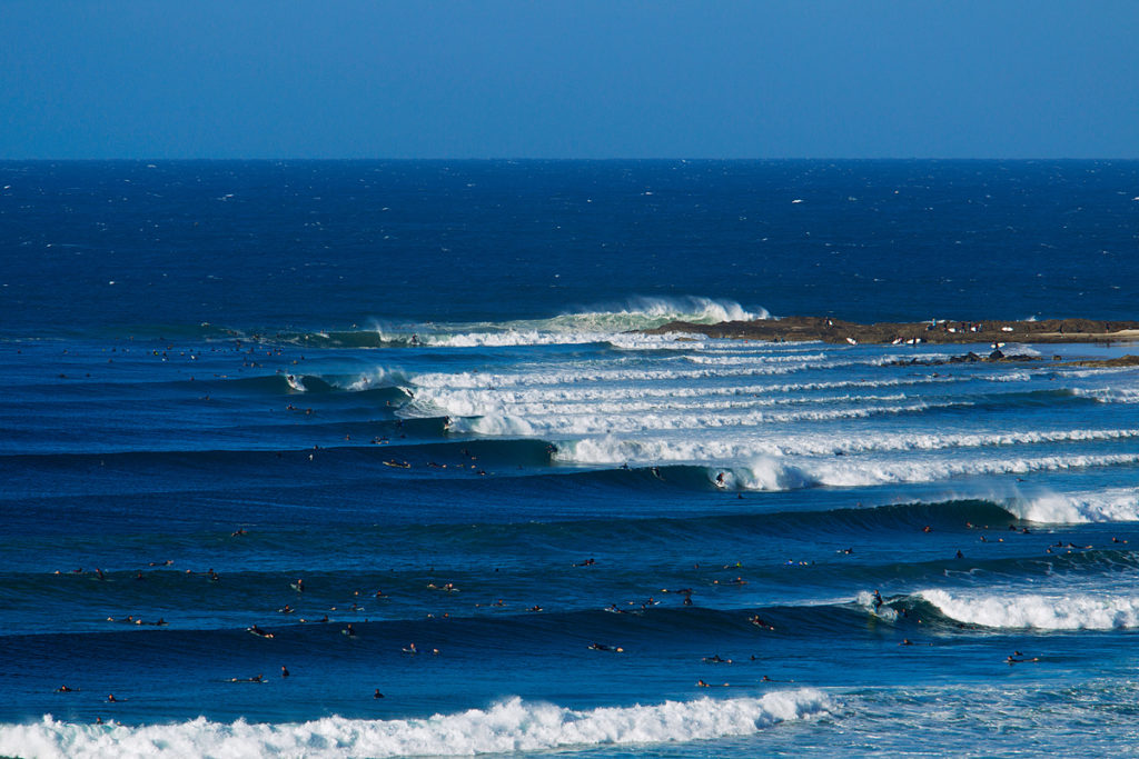 Snapper Rocks ridiculously crowded 